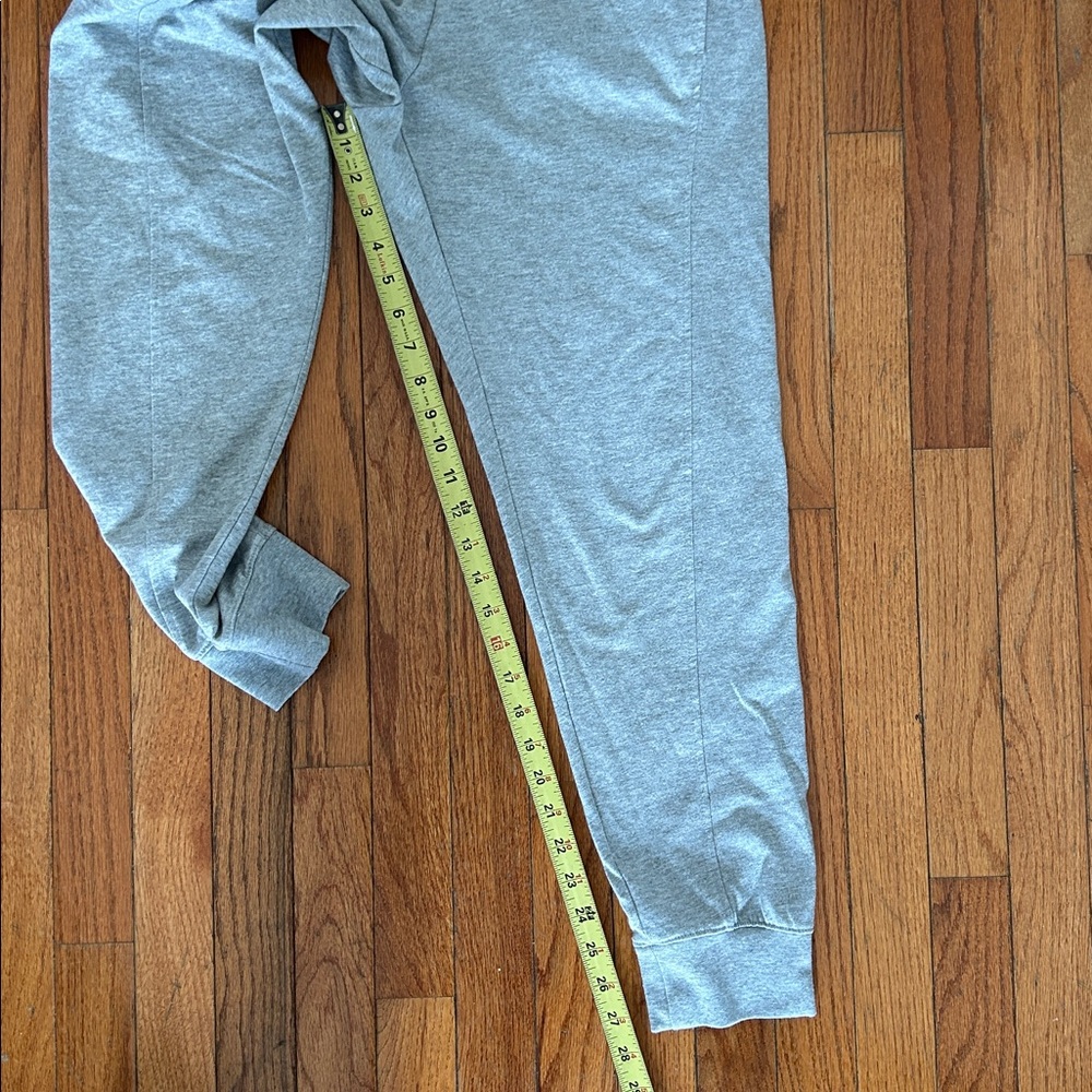 Nike Womens Light Gray Joggers - Picture 6 of 8